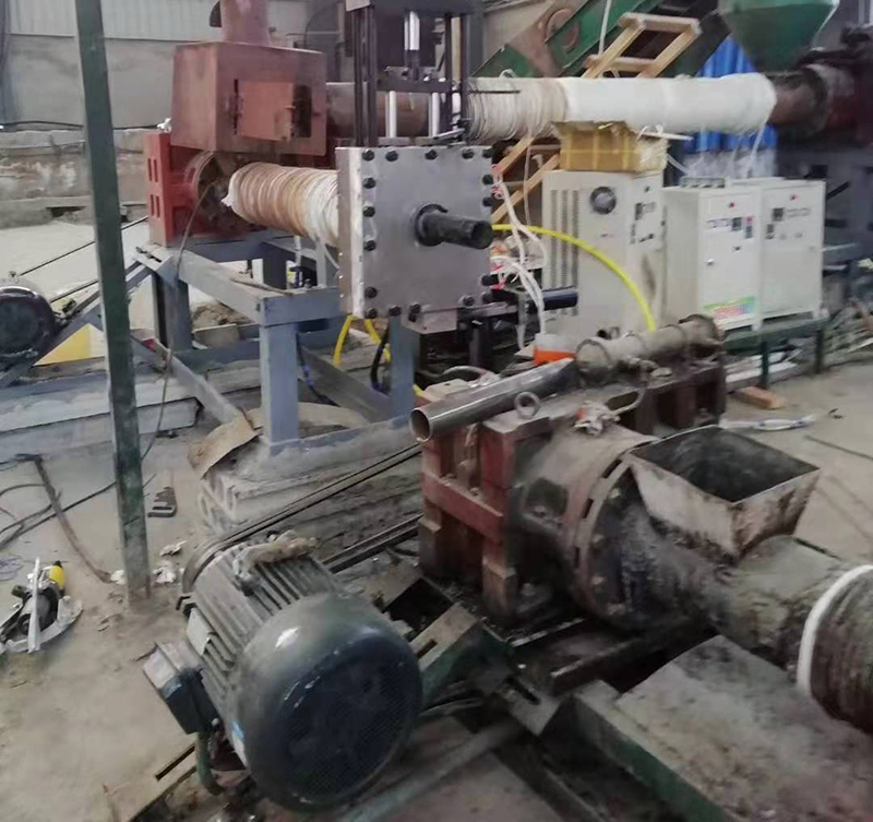 液壓全自動排渣無網(wǎng)模頭 液壓全自動排渣無網(wǎng)模頭